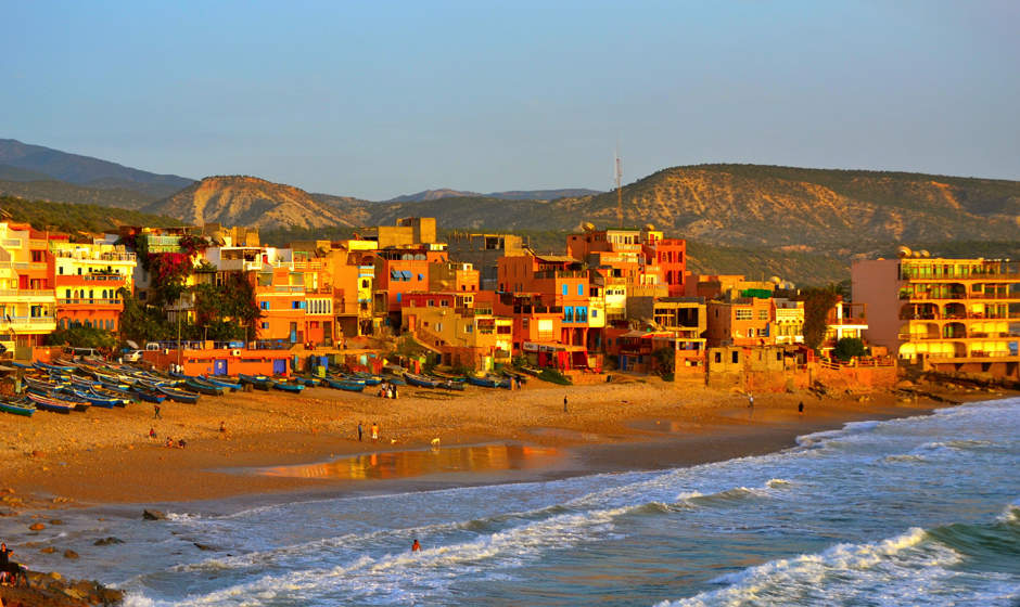 taghazoute_surf_village_in_morocco_with_all_year_sun_0