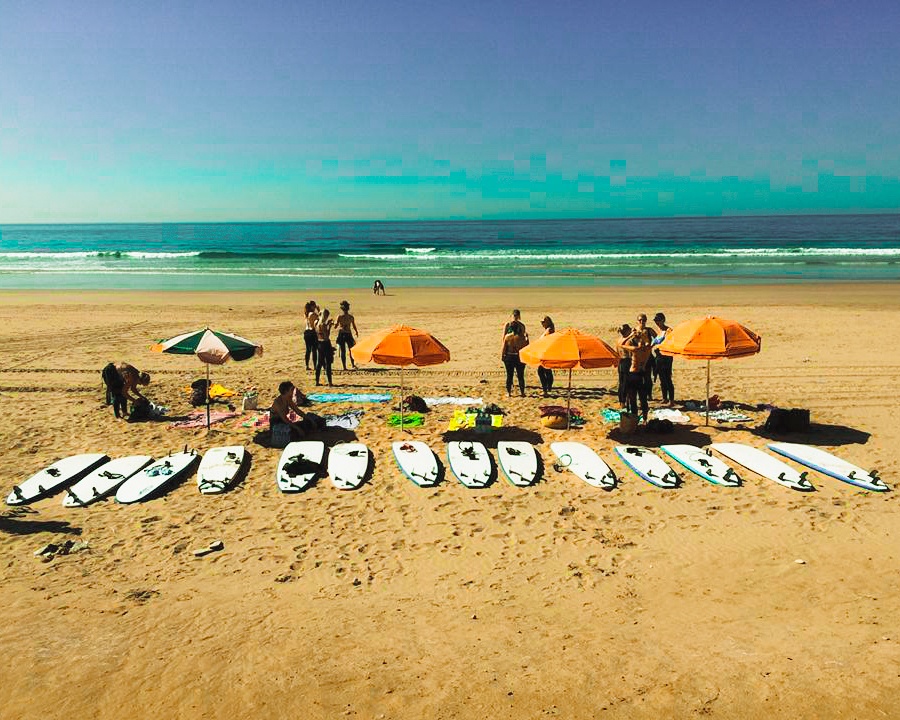 surflessons morocco during the surf camp in Morocco