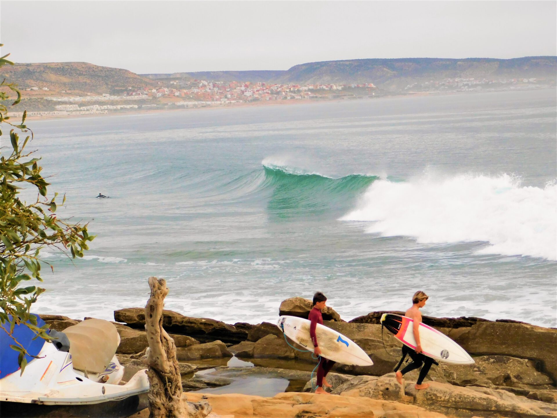 surfholiday intermediate surfer Morocco