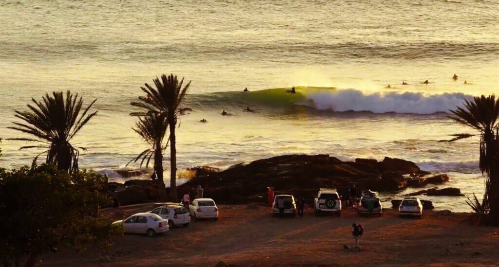 Golven surfen in Marokko