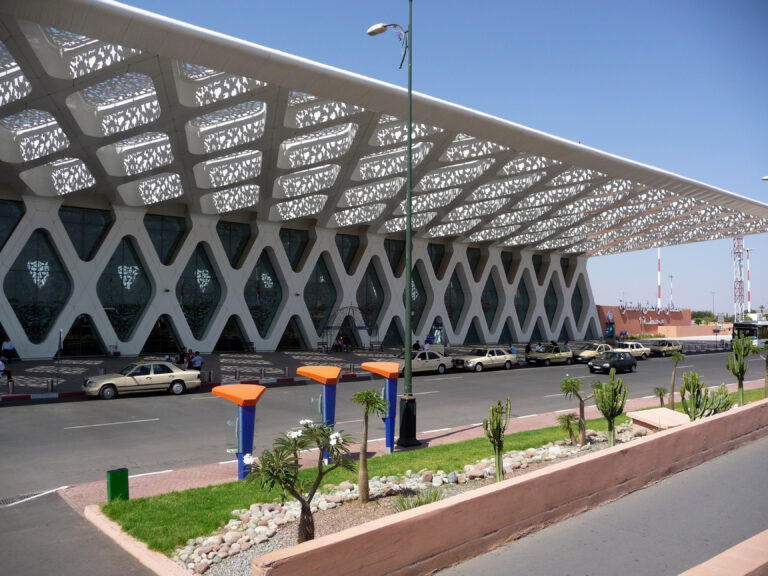 How to get to Taghazout from Marrakesh airport