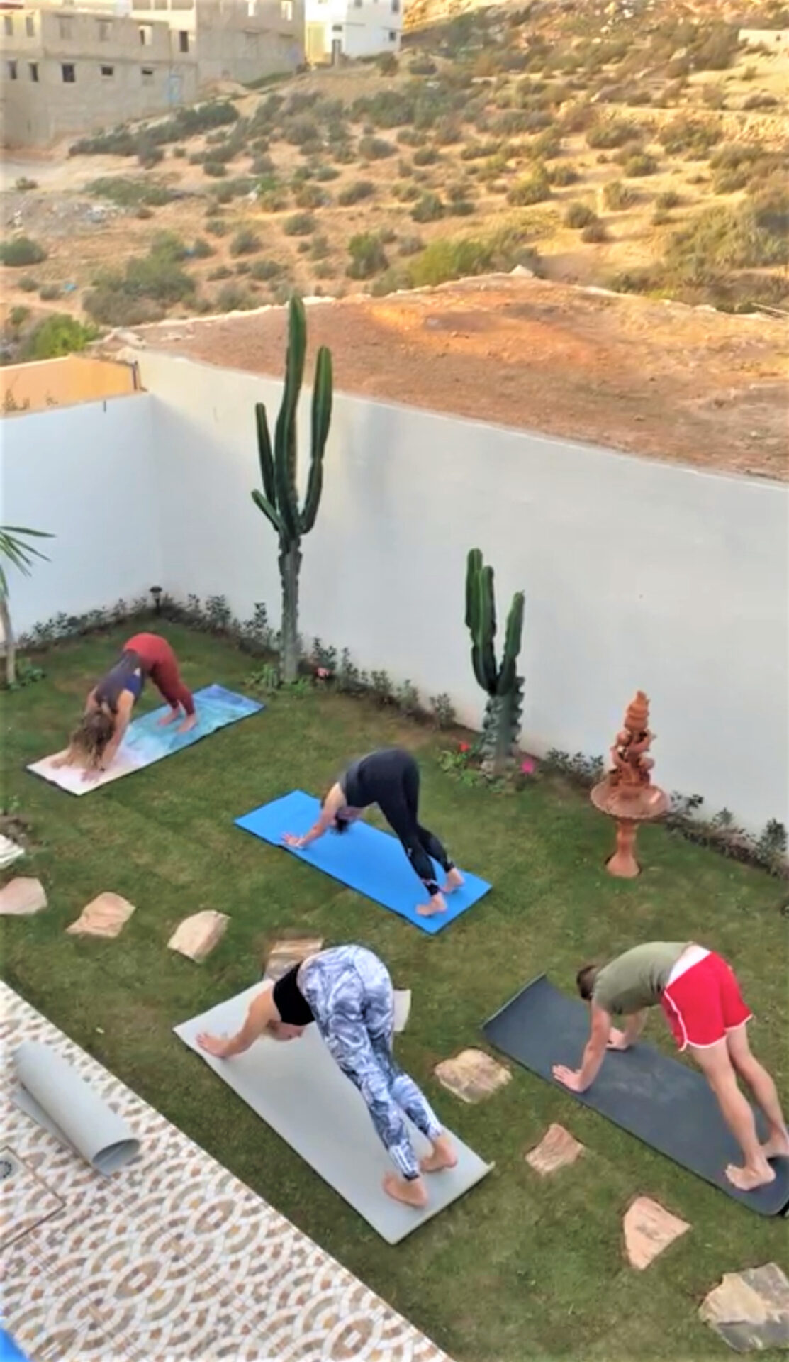Yoga in surfcamp Morocco