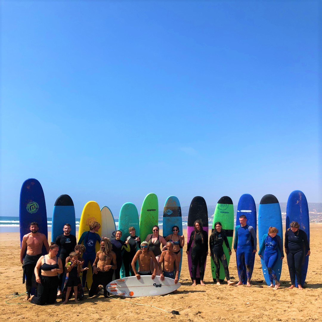 Surflessons in Morocco, surf and stay