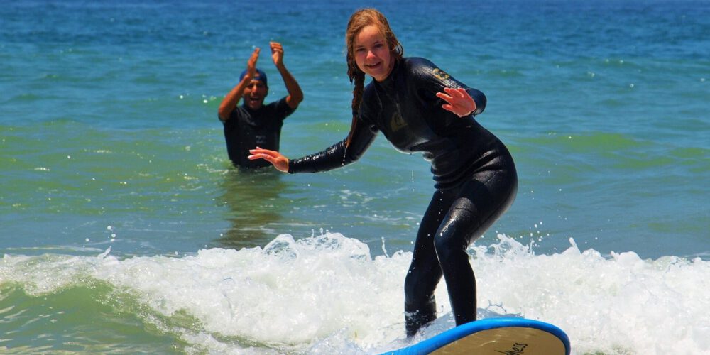 Beginner surflessons in beginner surfcamp Morocco